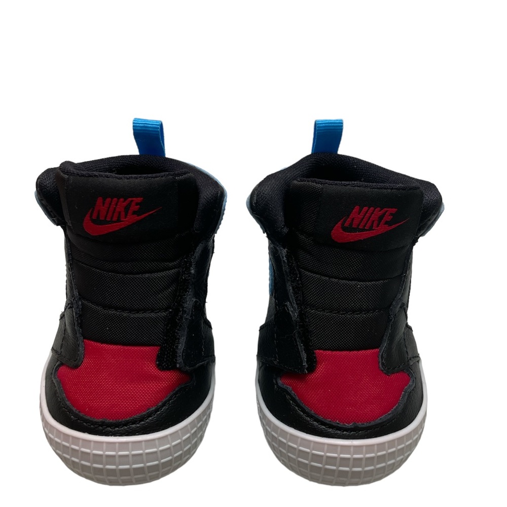 Baby crib Jordans - Picture 2 of 3